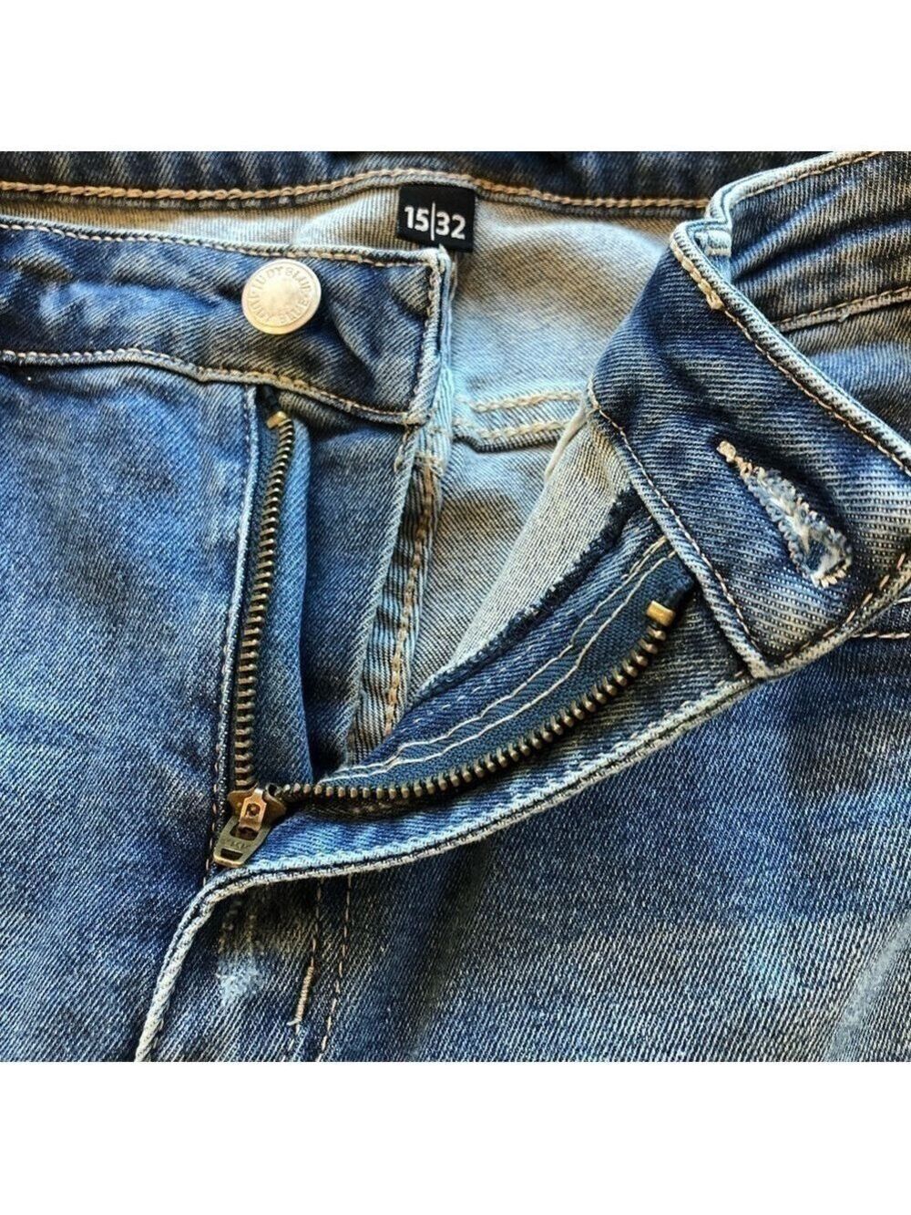 Judy Blue Size 15/32 Skinny Fit distressed frayed hem highrise medium wash jeans - Picture 4 of 13